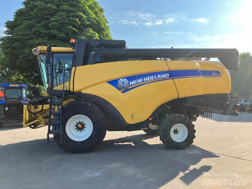 New Holland CX 6090 Ražas novākšanas kombaini