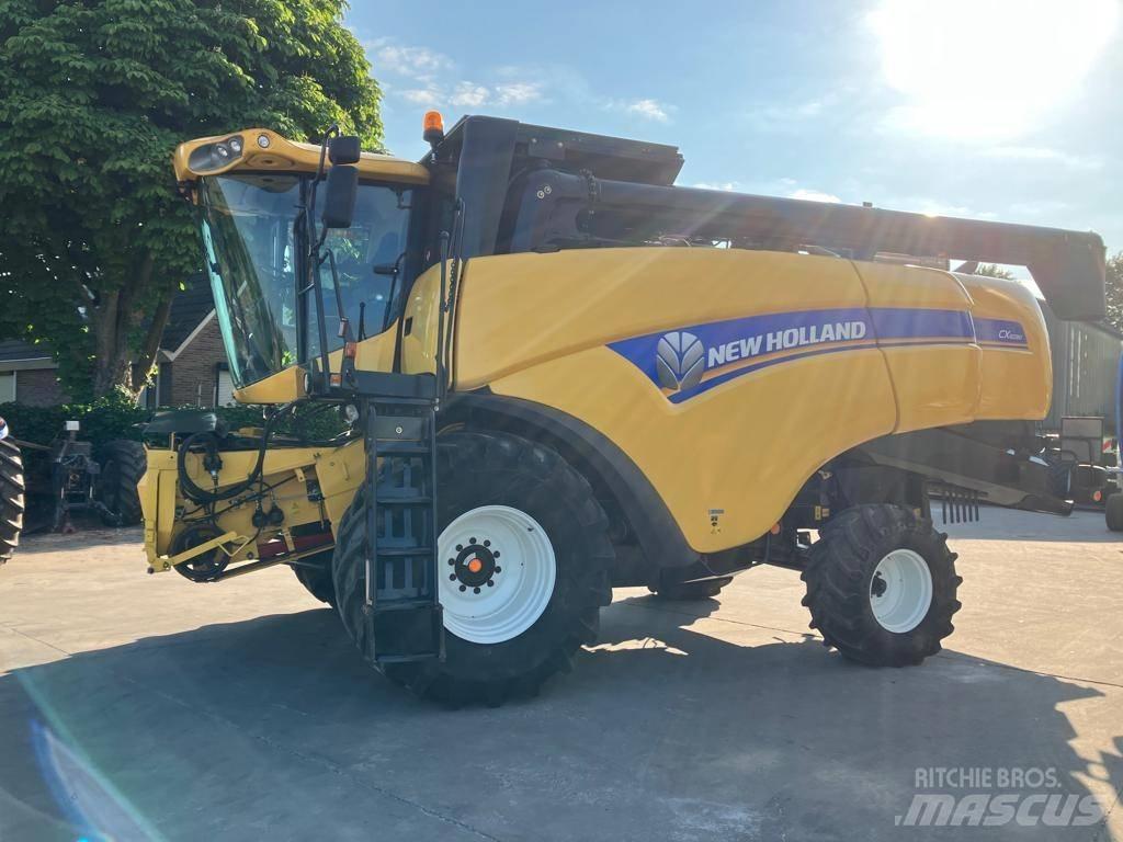 New Holland CX 6090 Ražas novākšanas kombaini