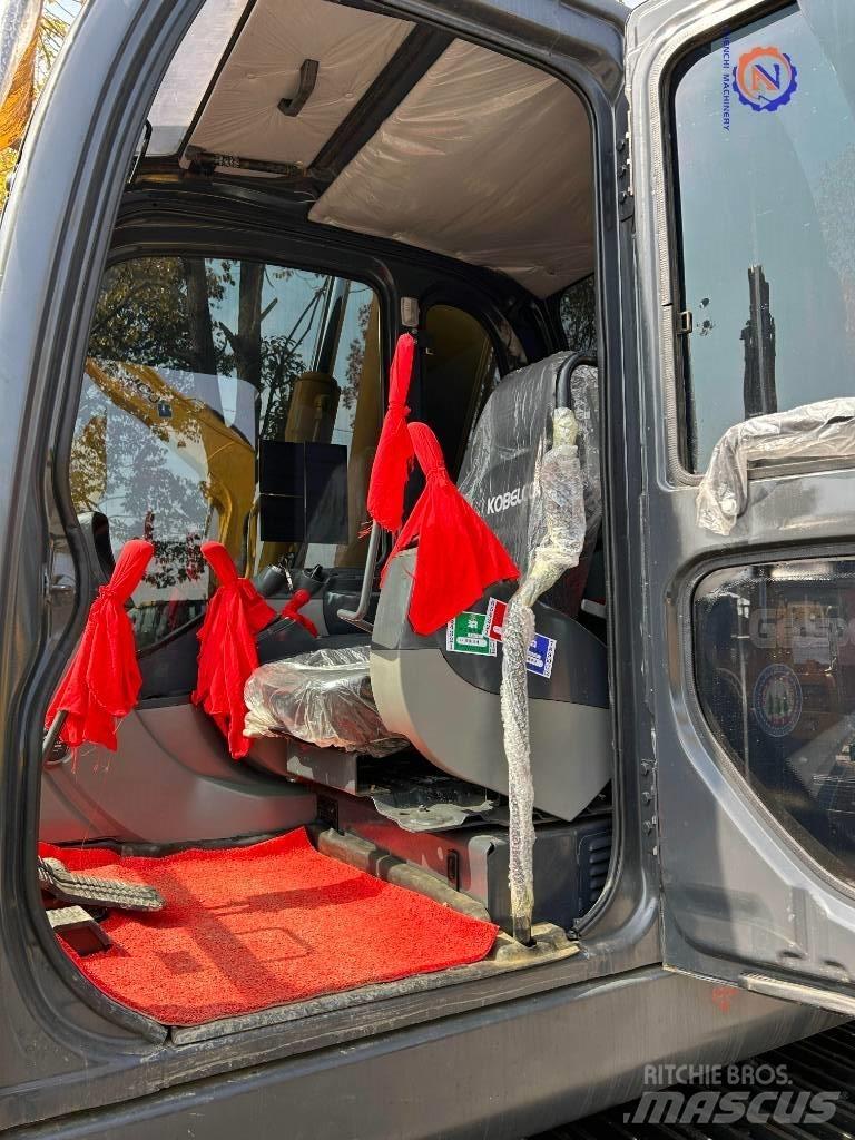 Kobelco SK 75 Kāpurķēžu ekskavatori