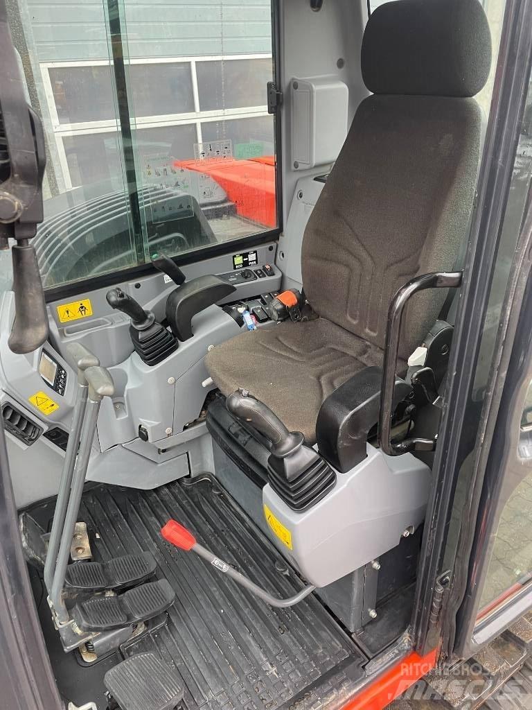 Kubota KX080-4a Vidēja lieluma ekskavatori 7 t - 12 t