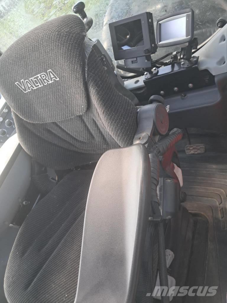 Valtra T 174 Mežizstrādes traktori