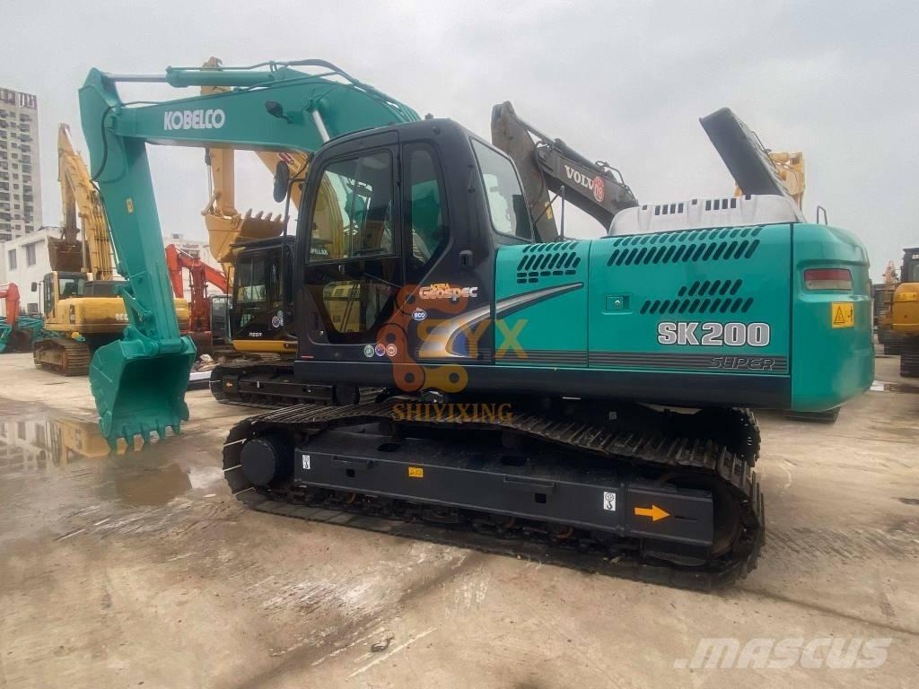 Kobelco SK 200-8 Kāpurķēžu ekskavatori