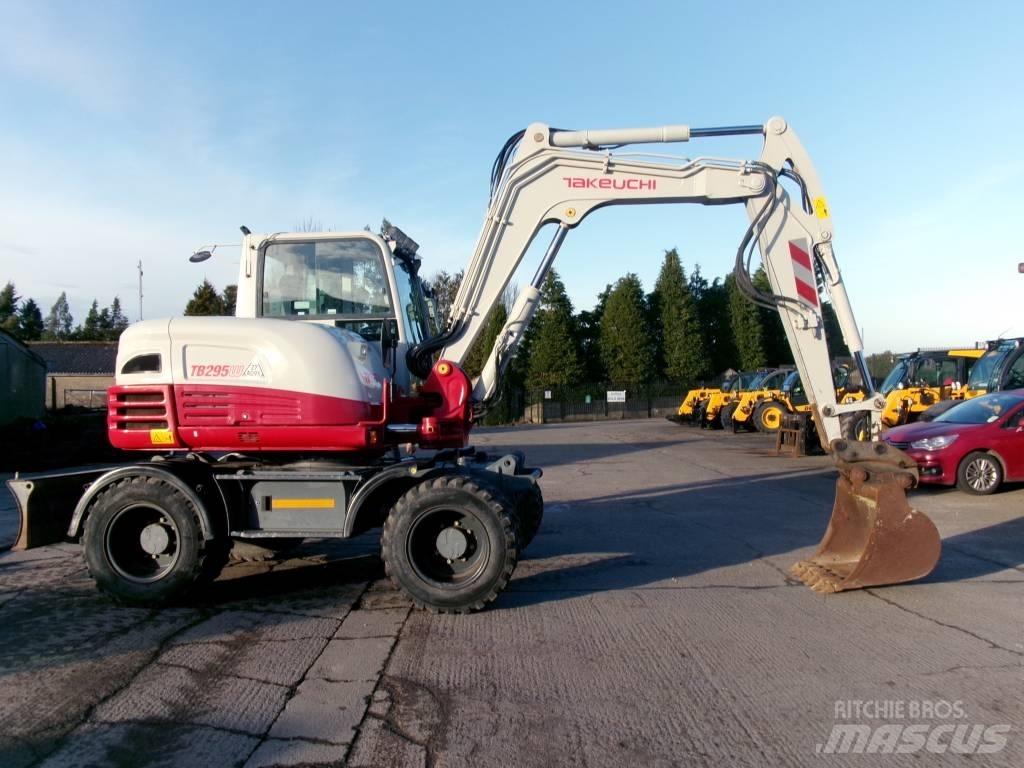 Takeuchi TB 295 W Ekskavatori uz riteņiem