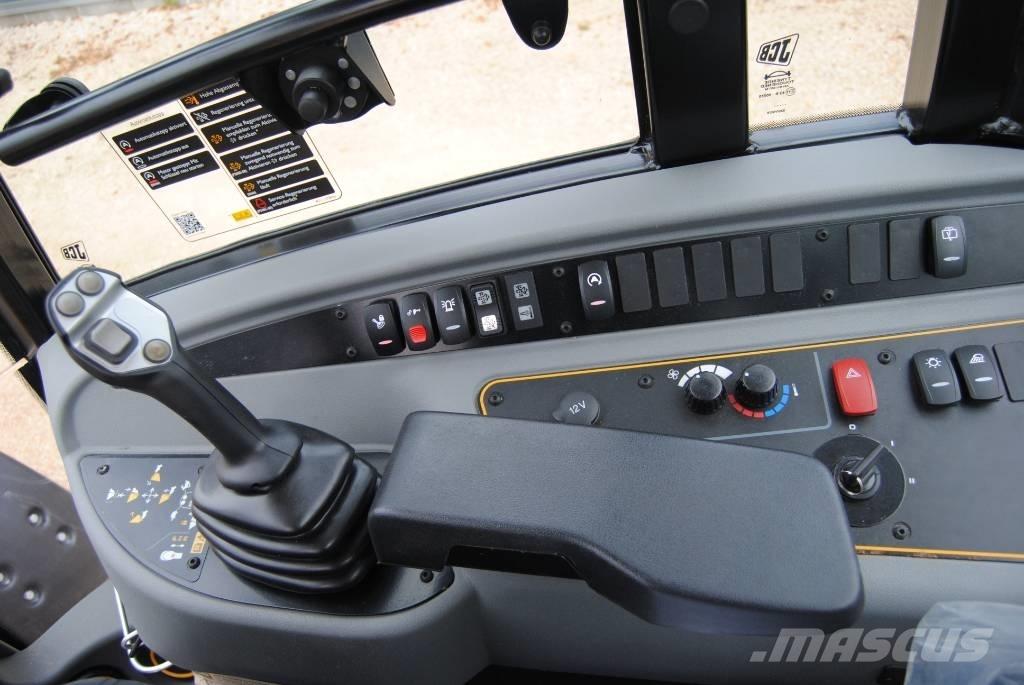 JCB 409 Iekrāvēji uz riteņiem