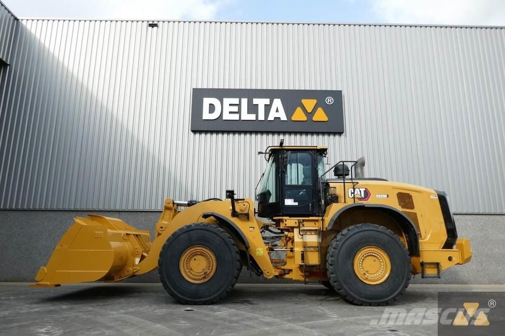 CAT 980M Iekrāvēji uz riteņiem