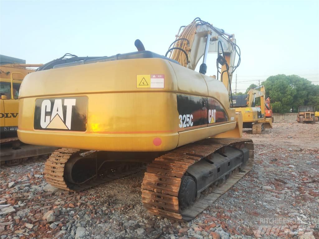 CAT 325C Kāpurķēžu ekskavatori