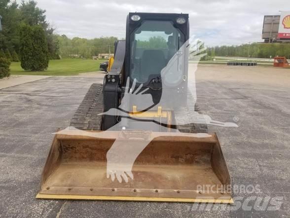 JCB 320T Lietoti riteņu kompaktiekrāvēji