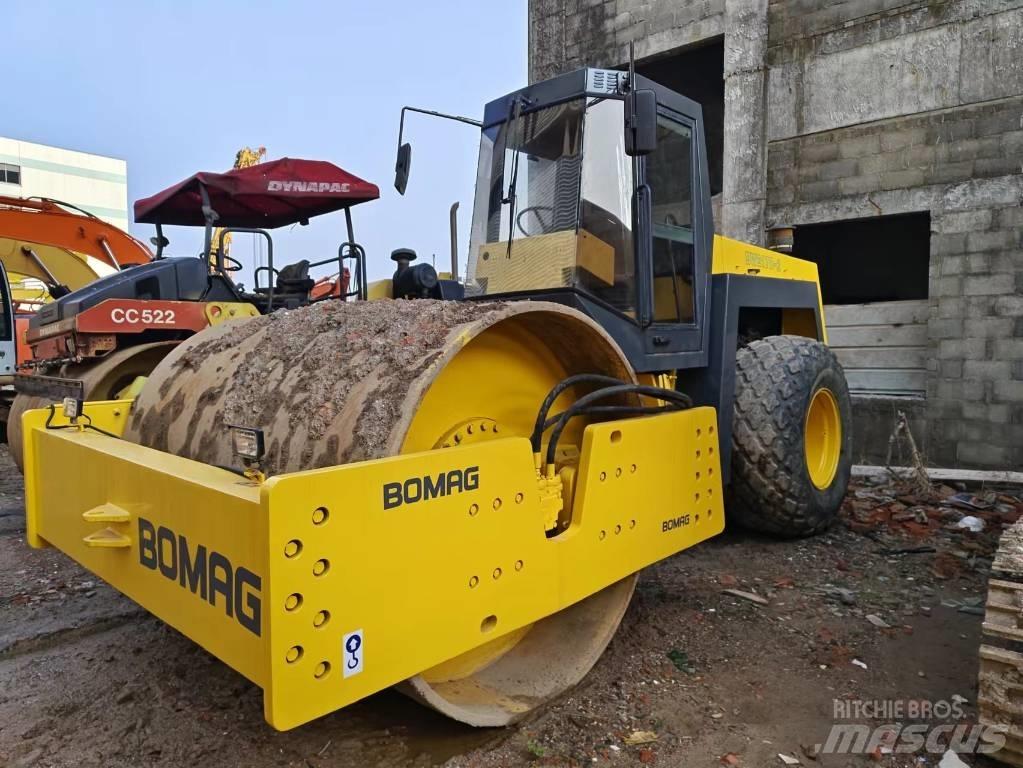Bomag BW 217 Vienvalča grunts veltņi