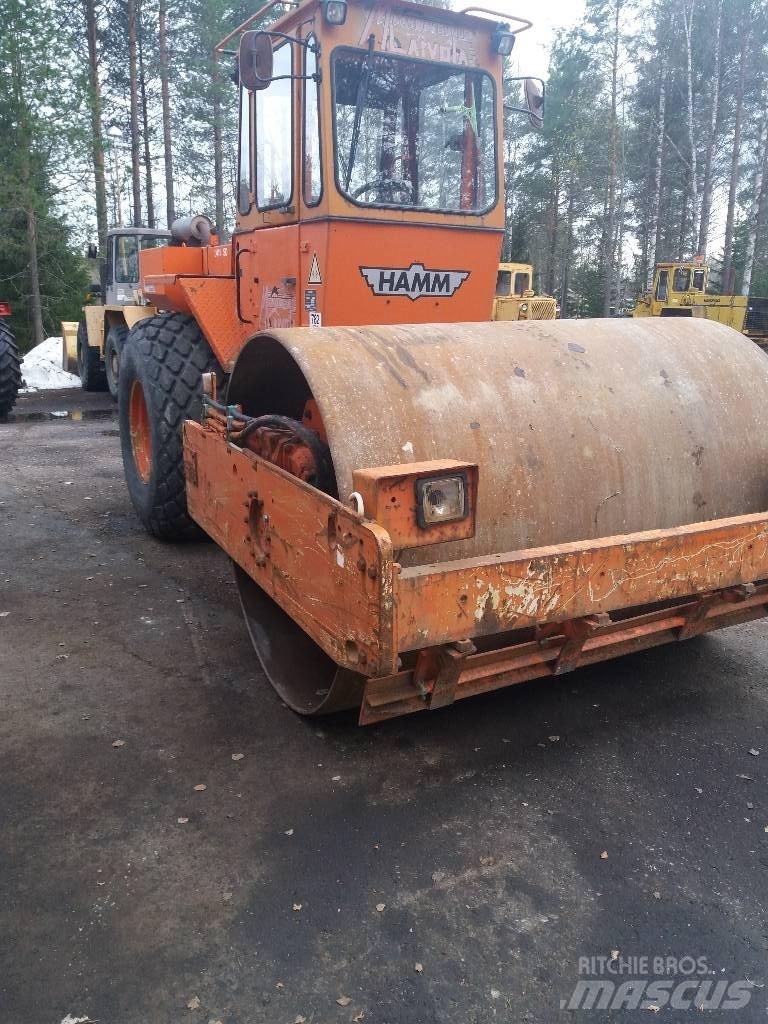 Hamm 2411 SD Vienvalča grunts veltņi