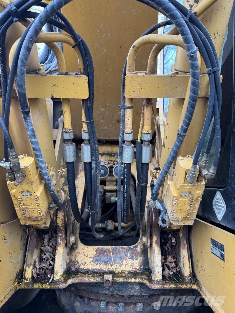 CAT 321 C LCR Kāpurķēžu ekskavatori