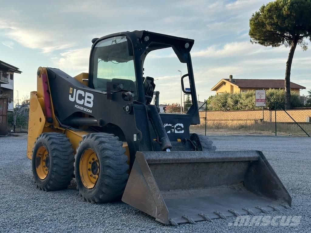 JCB 225 Mini iekrāvēji