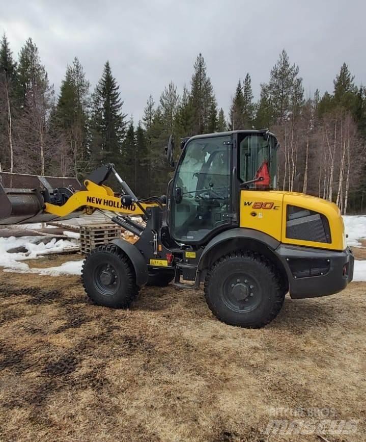 New Holland W80C Iekrāvēji uz riteņiem