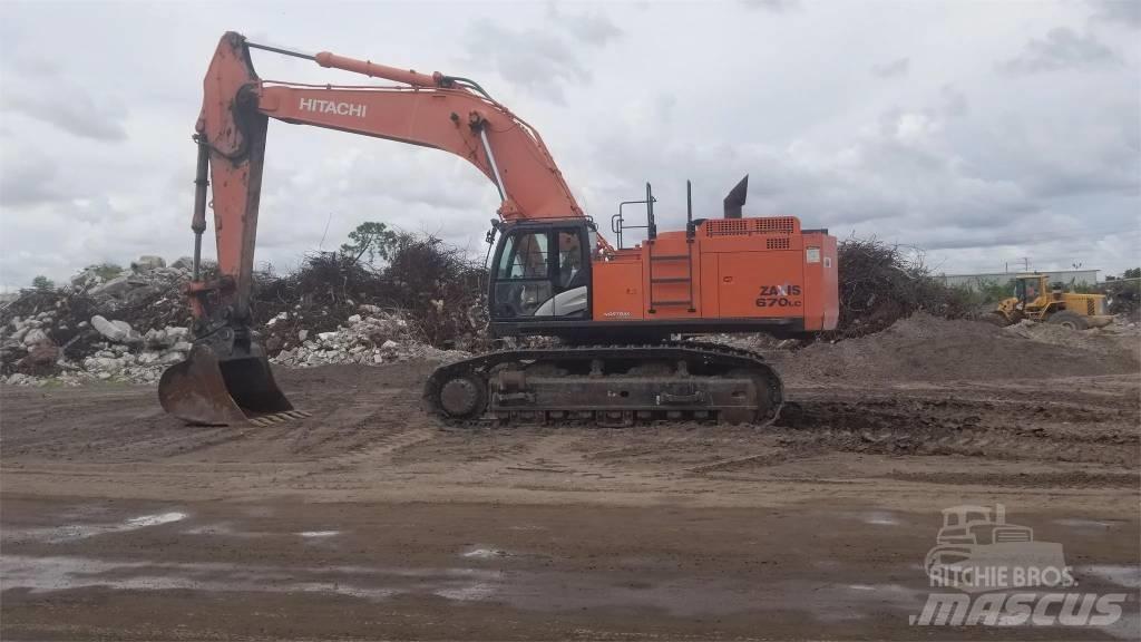 Hitachi ZX 670 Kāpurķēžu ekskavatori