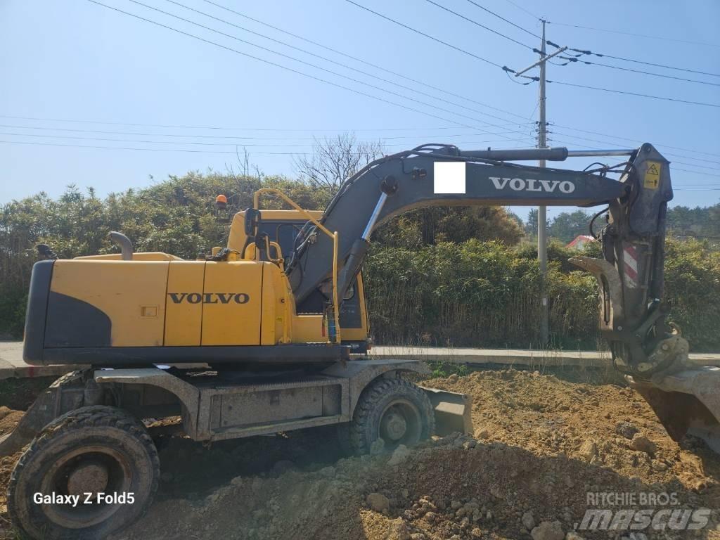 Volvo EW145BP Ekskavatori uz riteņiem