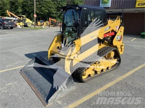 CAT 259D3 Lietoti riteņu kompaktiekrāvēji
