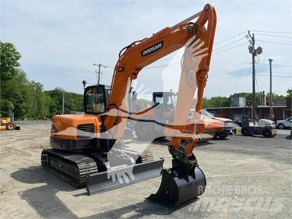 Doosan DX85R-3 Kāpurķēžu ekskavatori