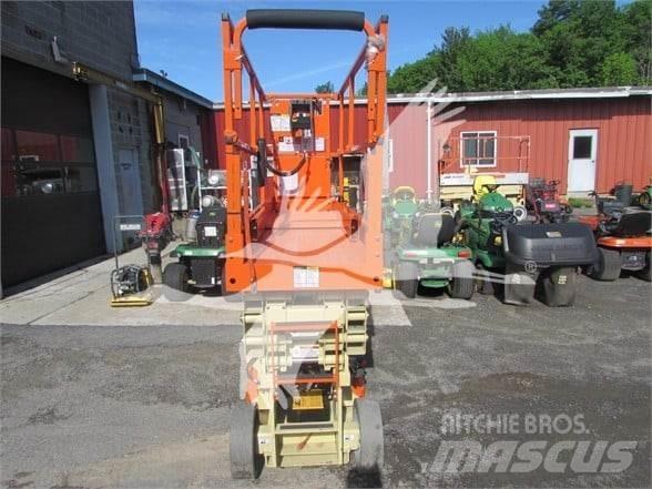 JLG 2632ES Šķerveida pacēlāji