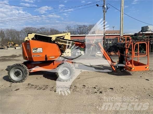 JLG 340AJ Strēles pacēlāji