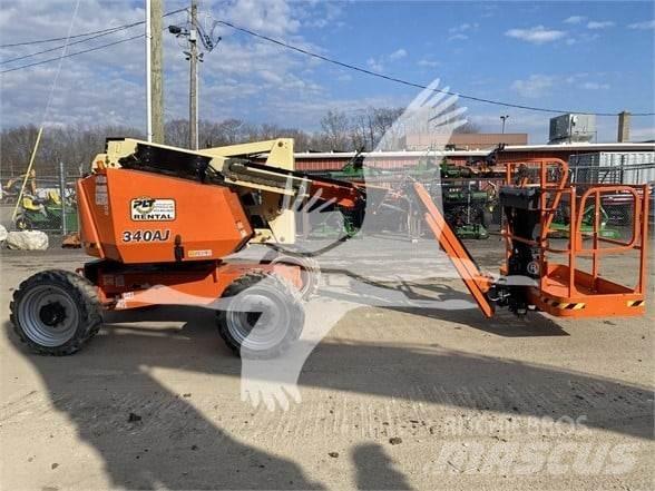 JLG 340AJ Strēles pacēlāji