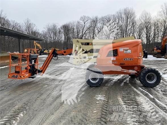 JLG 450AJ Strēles pacēlāji