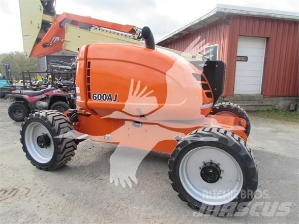 JLG 600AJ Strēles pacēlāji