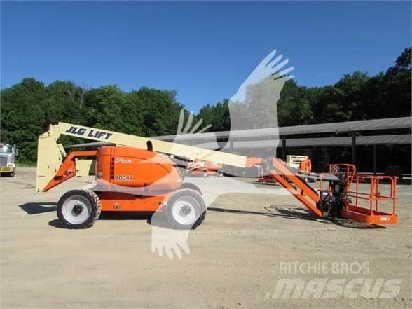 JLG 600AJ Strēles pacēlāji