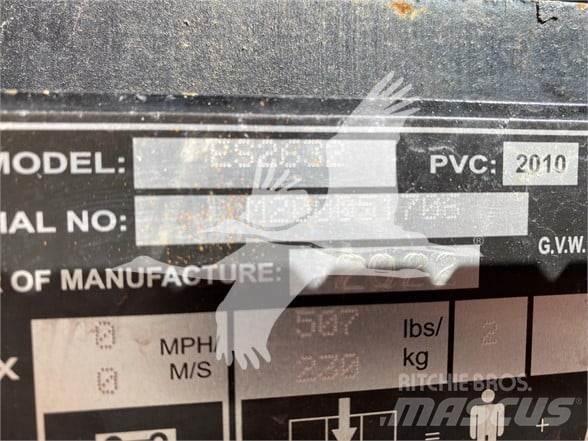 JLG ES2632 Šķerveida pacēlāji