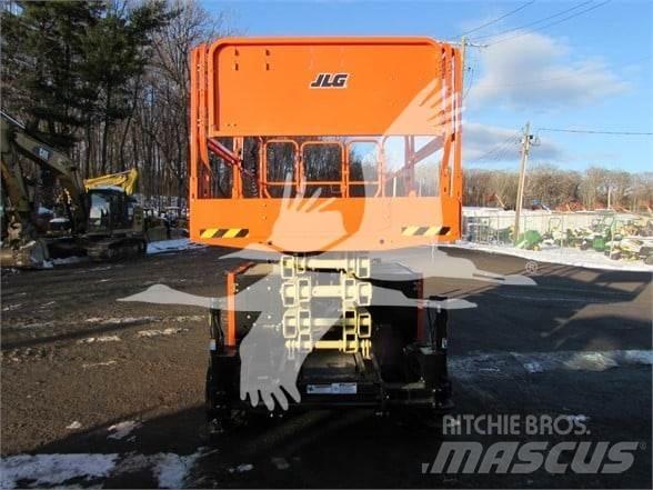 JLG RT3369 Šķerveida pacēlāji