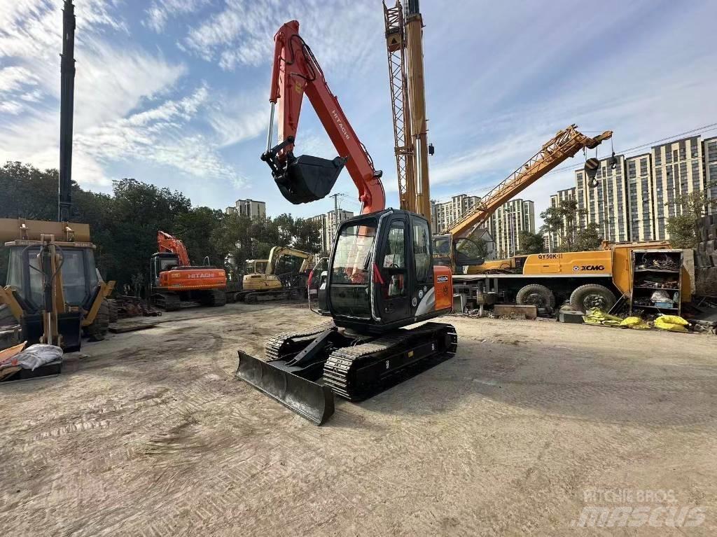 Hitachi ZX 70 Kāpurķēžu ekskavatori