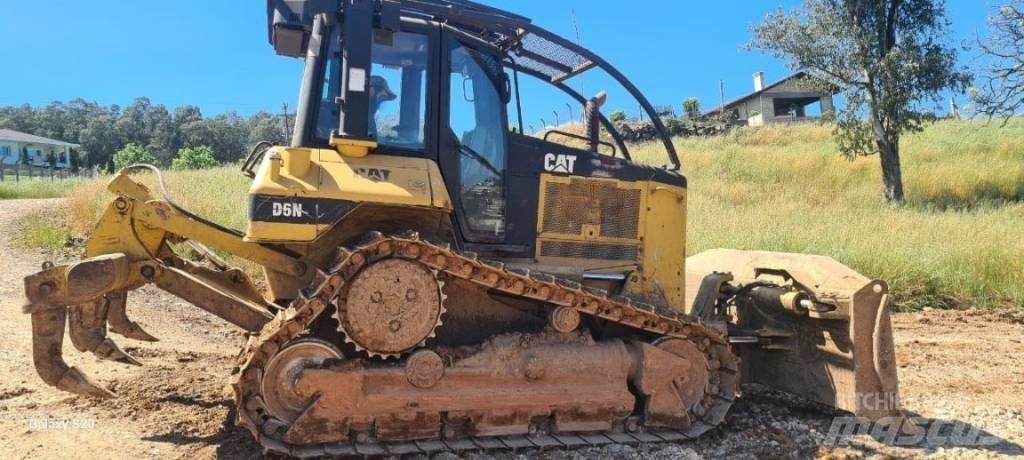 CAT D 6 N Kāpurķēžu buldozeri