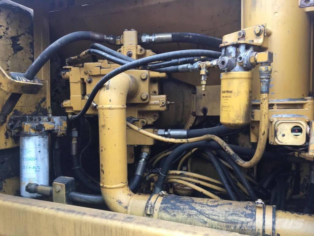 CAT 325B Kāpurķēžu ekskavatori