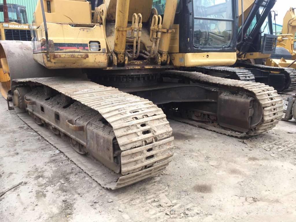 CAT 325B Kāpurķēžu ekskavatori