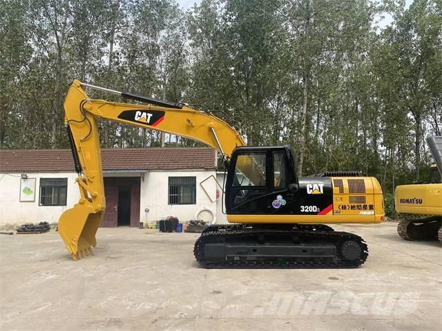 CAT 320D2 Kāpurķēžu ekskavatori