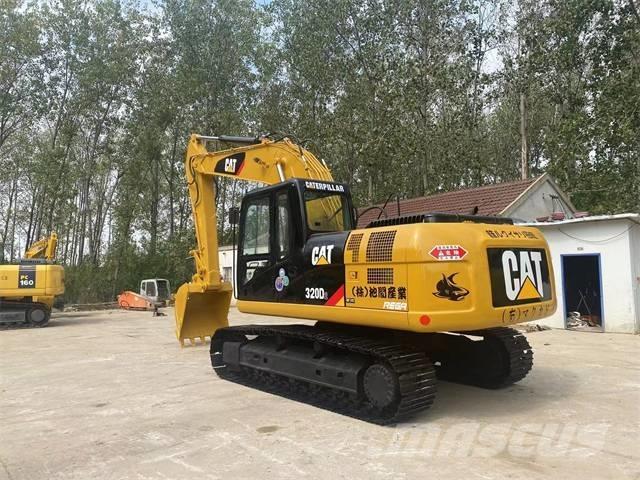 CAT 320D2 Kāpurķēžu ekskavatori