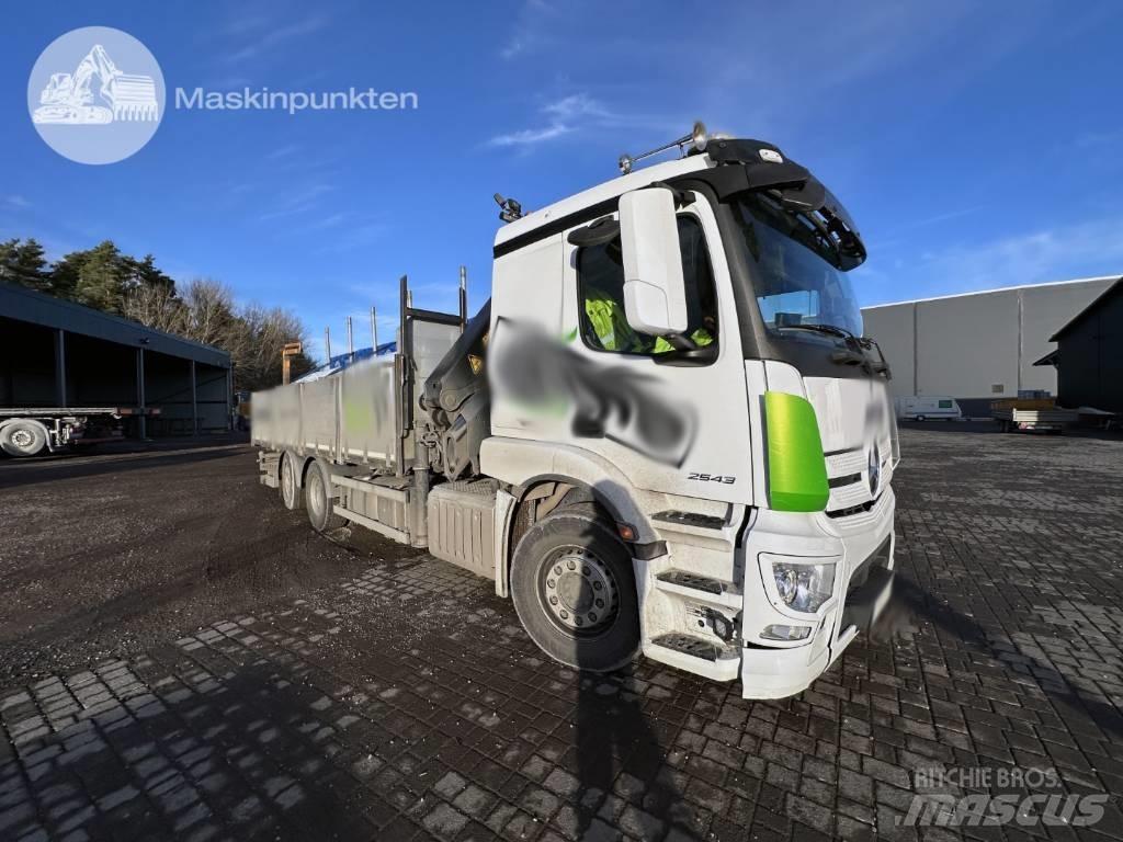 Mercedes-Benz 2543 Smagās mašīnas ar celtni
