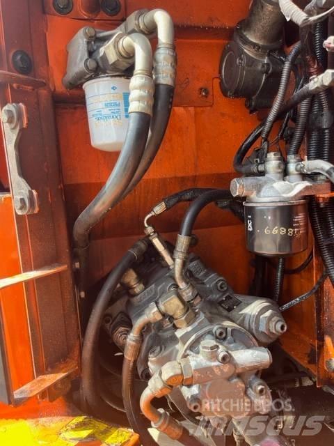 Hitachi ZX 85 US-3 Vidēja lieluma ekskavatori 7 t - 12 t