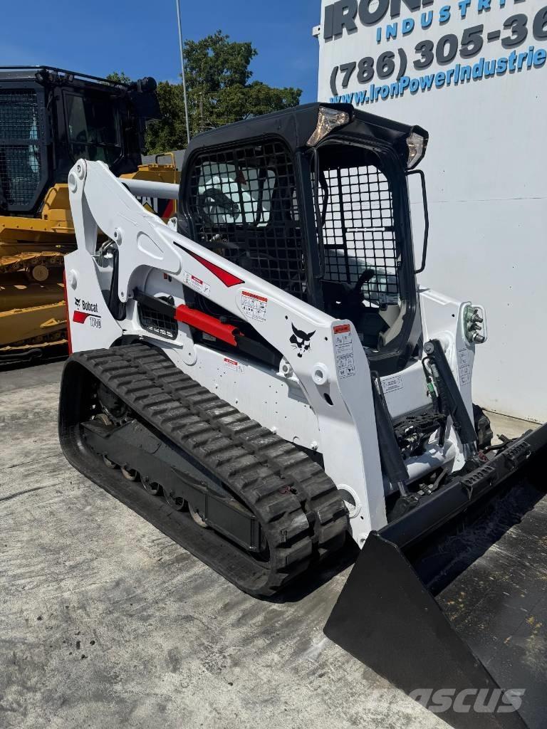 Bobcat T 740 Lietoti riteņu kompaktiekrāvēji