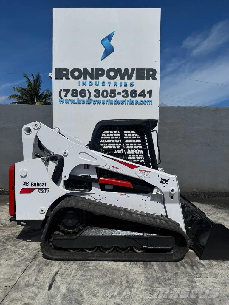 Bobcat T 740 Lietoti riteņu kompaktiekrāvēji