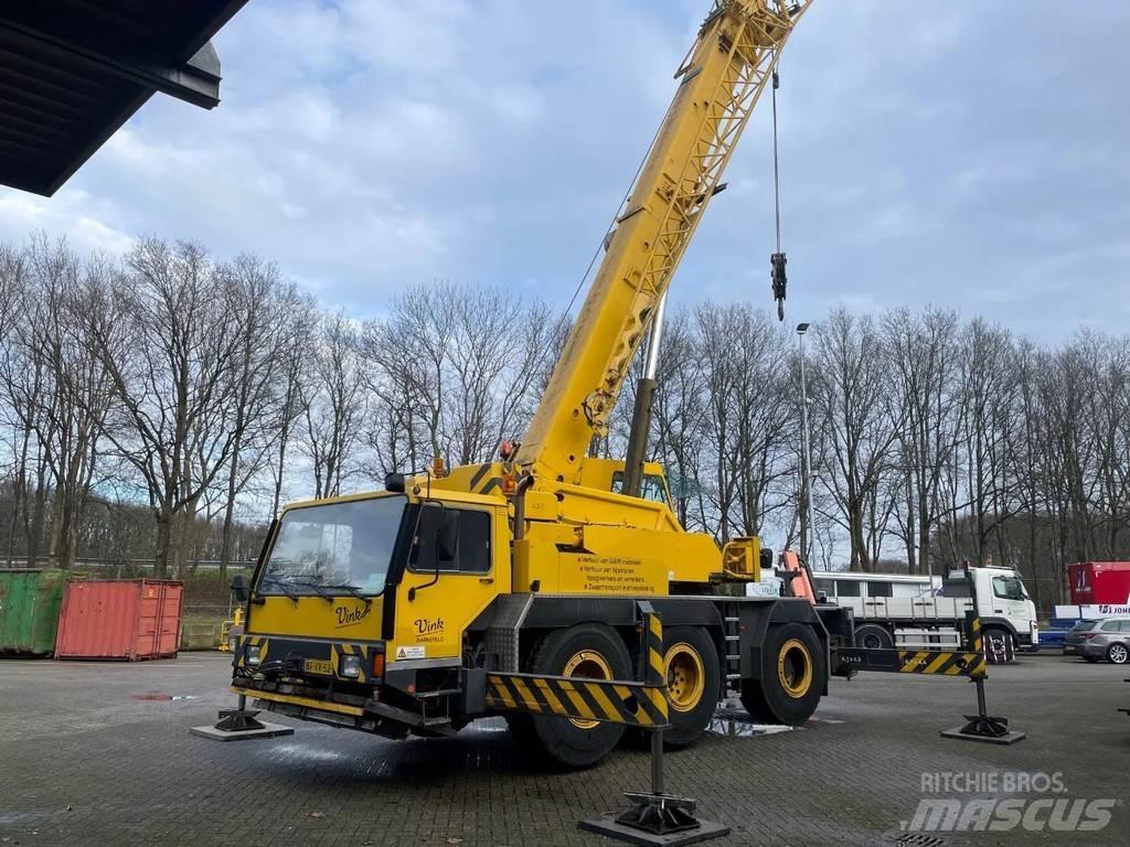 Liebherr LTM1040 Visurgājēji celtņi