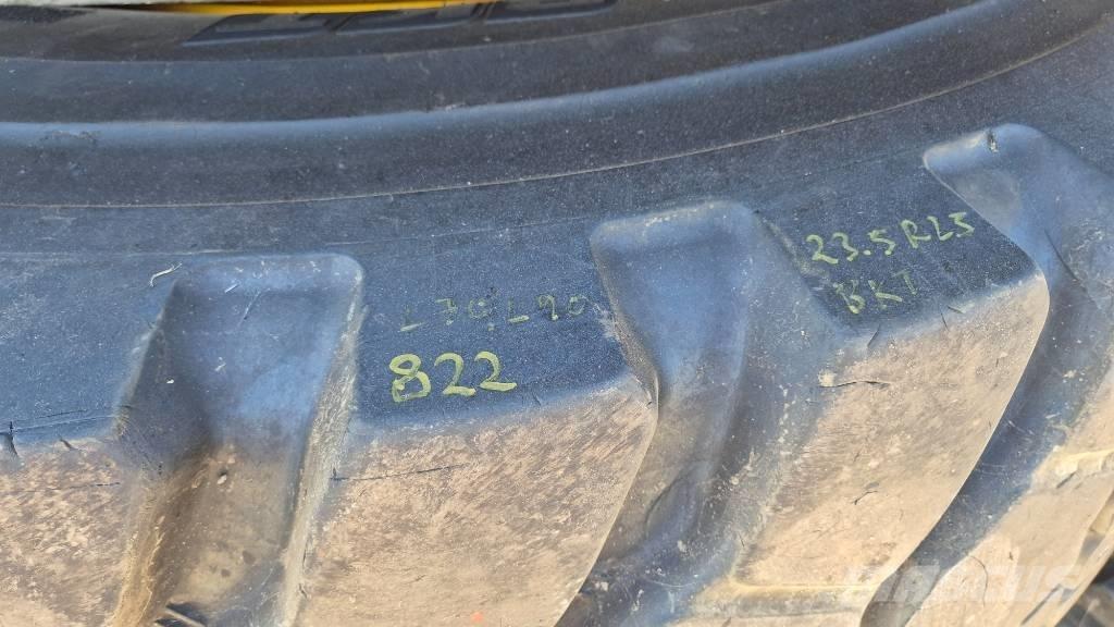 BKT 23.5R25 Riepas, riteņi un diski