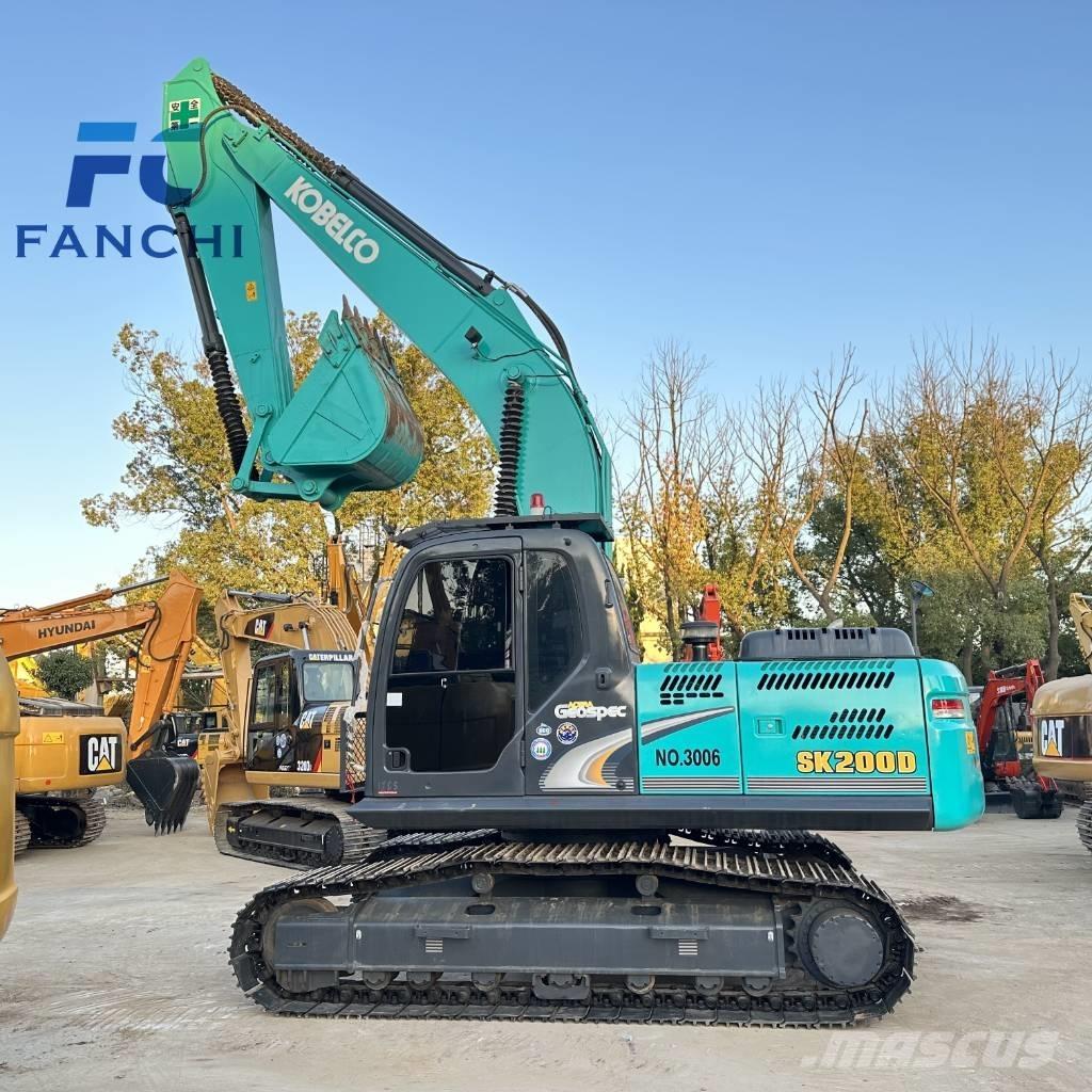Kobelco SK 200D Kāpurķēžu ekskavatori