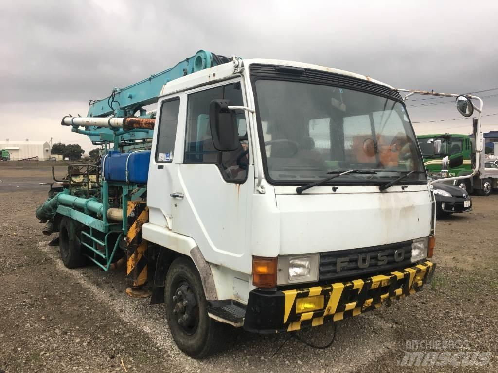 Mitsubishi DC-700BR Kravas mašīna- betona sūknis