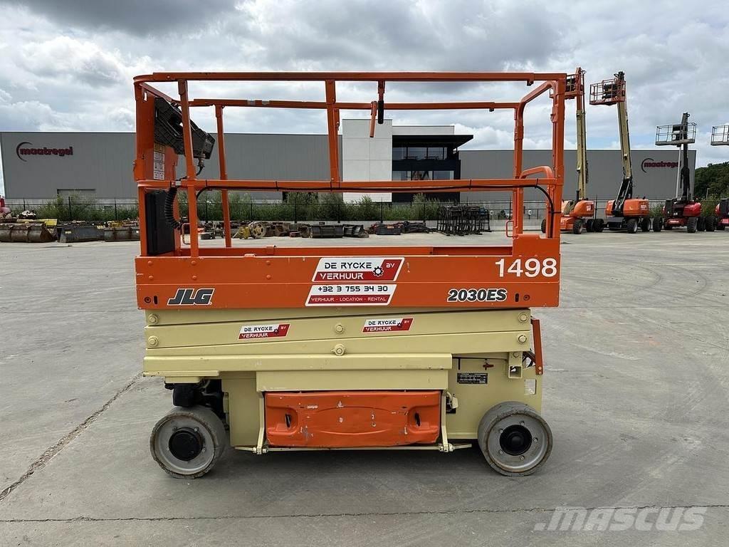 JLG 2030ES Citi pacēlāji un platformas