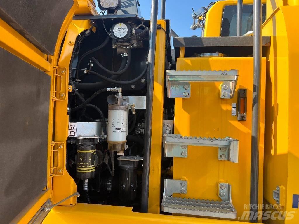 Komatsu PW 148-10 Ekskavatori uz riteņiem