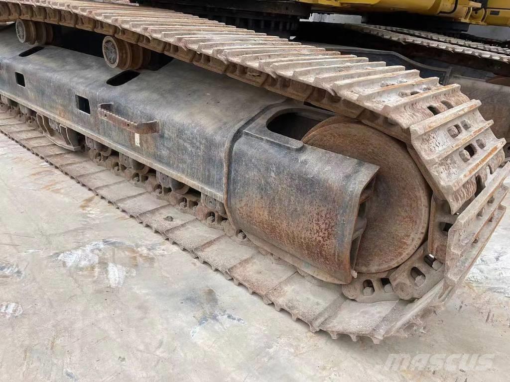 CAT 329 D Kāpurķēžu ekskavatori