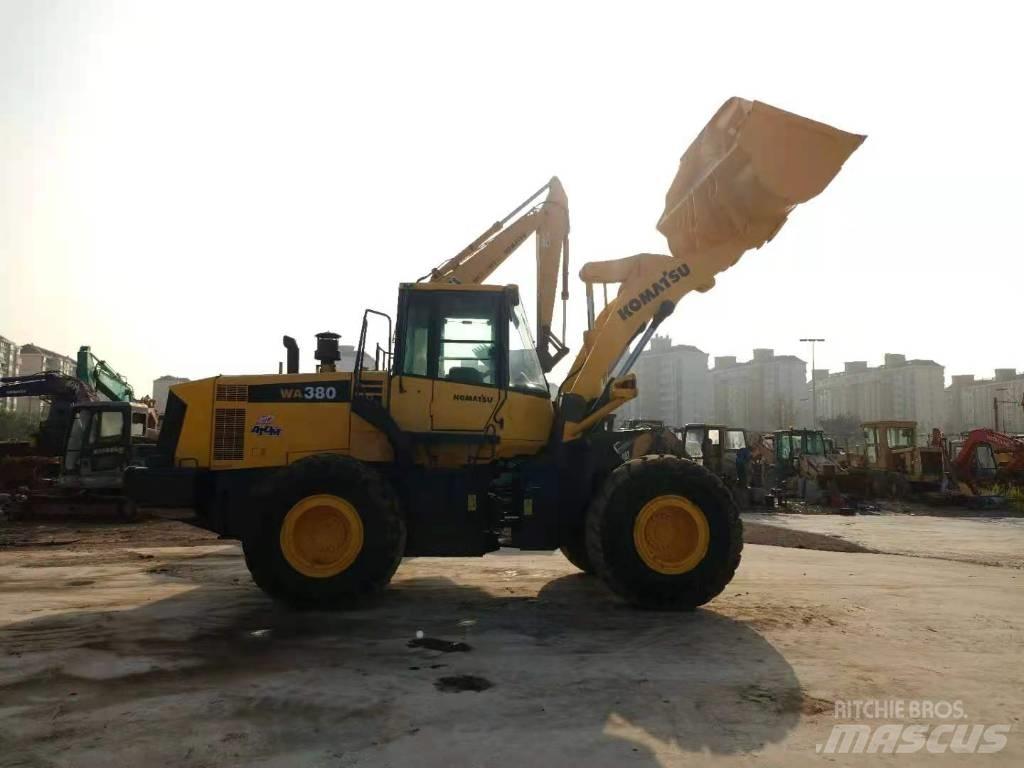 Komatsu WA 380-6 Iekrāvēji uz riteņiem