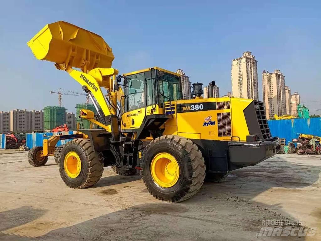 Komatsu WA 380-6 Iekrāvēji uz riteņiem