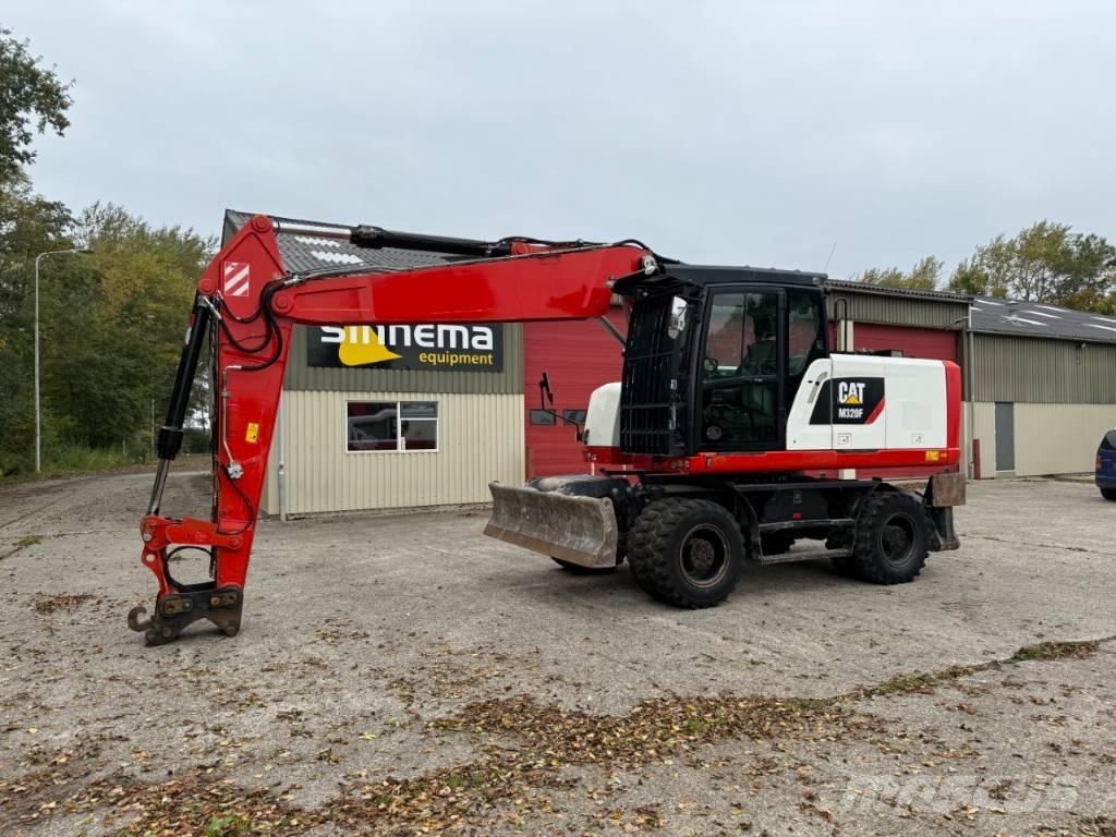 CAT M320F Ekskavatori uz riteņiem