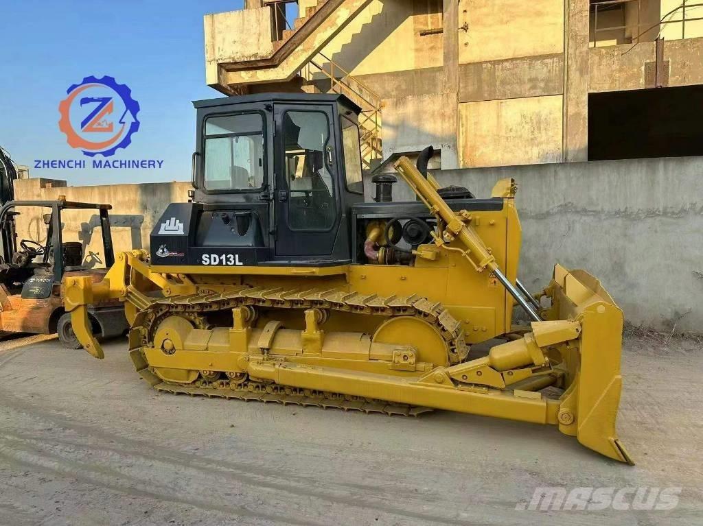 Shantui SD 13 Kāpurķēžu buldozeri