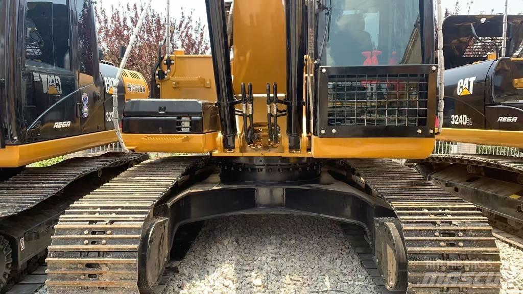 CAT 325 D L Kāpurķēžu ekskavatori
